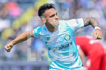2023-04-23 - Lautaro Martinez (Inter - FC Internazionale) celebrates after scoring a goal - EMPOLI FC VS INTER - FC INTERNAZIONALE - ITALIAN SERIE A - SOCCER