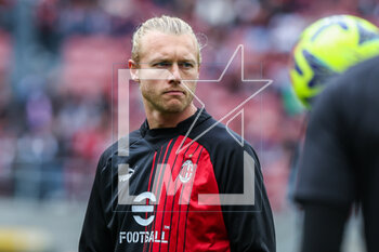2023-04-23 - Simon Kjaer of AC Milan looks on during Serie A 2022/23 football match between AC Milan and US Lecce at San Siro Stadium, Milan, Italy on April 23, 2023 - AC MILAN VS US LECCE - ITALIAN SERIE A - SOCCER