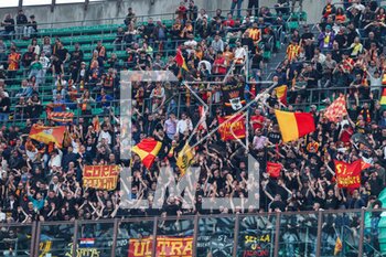 2023-04-23 - US Lecce supporters during Serie A 2022/23 football match between AC Milan and US Lecce at San Siro Stadium, Milan, Italy on April 23, 2023 - AC MILAN VS US LECCE - ITALIAN SERIE A - SOCCER