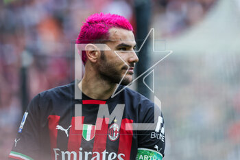 2023-04-23 - Theo Hernandez of AC Milan new look hairduring Serie A 2022/23 football match between AC Milan and US Lecce at San Siro Stadium, Milan, Italy on April 23, 2023 - AC MILAN VS US LECCE - ITALIAN SERIE A - SOCCER