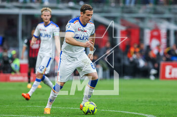 2023-04-23 - Federico Baschirotto of US Lecce in action during Serie A 2022/23 football match between AC Milan and US Lecce at San Siro Stadium, Milan, Italy on April 23, 2023 - AC MILAN VS US LECCE - ITALIAN SERIE A - SOCCER
