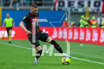 2023-04-23 - Ante Rebic of AC Milan in action during Serie A 2022/23 football match between AC Milan and US Lecce at San Siro Stadium, Milan, Italy on April 23, 2023 - AC MILAN VS US LECCE - ITALIAN SERIE A - SOCCER
