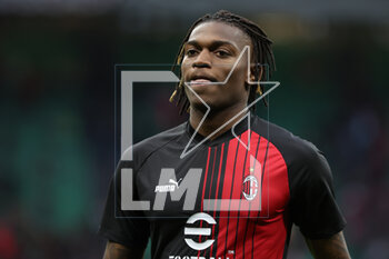 2023-04-23 - Rafael Leao of AC Milan celebrates the victory at the end of the match during Serie A 2022/23 football match between AC Milan and US Lecce at San Siro Stadium, Milan, Italy on April 23, 2023 - AC MILAN VS US LECCE - ITALIAN SERIE A - SOCCER