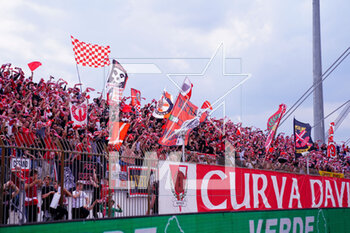 2023-04-23 - AC Monza supporters of Curva Davide Pieri - AC MONZA VS ACF FIORENTINA - ITALIAN SERIE A - SOCCER