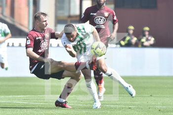 2023-04-22 - Gregoire Defrel of  US Sassuolo Calcio  competes for the ball with GNorbert Gyomber of US Salernitana during the Serie A match between US Salernitana 1919 vs US Sassuolo Calcio  at Arechi  Stadium  - US SALERNITANA VS US SASSUOLO - ITALIAN SERIE A - SOCCER