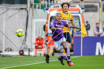 2023-04-30 - Fiorentina's Dodo is fouled by Sampdoria's Tommaso Augello - ACF FIORENTINA VS UC SAMPDORIA - ITALIAN SERIE A - SOCCER