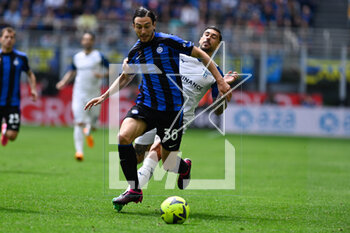 2023-04-30 - Matteo Darmian of Inter Fc during the Italian Serie A football match between Inter FC Internazionale SS Lazio on 30 of Avril 2023 at Giuseppe Meazza San Siro Siro stadium in Milan, Italy. Photo Tiziano Ballabio - INTER - FC INTERNAZIONALE VS SS LAZIO - ITALIAN SERIE A - SOCCER