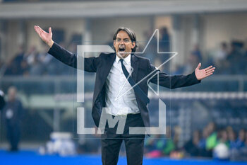 2023-05-03 - Inter's Head Coach Simone Inzaghi gestures - HELLAS VERONA FC VS INTER - FC INTERNAZIONALE - ITALIAN SERIE A - SOCCER