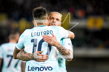 2023-05-03 - Inter's Lautaro Martinez celebrates after scoring a goal with Inter's Federico Dimarco - HELLAS VERONA FC VS INTER - FC INTERNAZIONALE - ITALIAN SERIE A - SOCCER