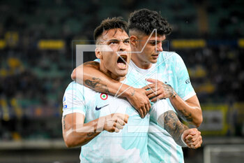 2023-05-03 - Inter's Lautaro Martinez celebrates after scoring a goal with Inter's Raoul Bellanova - HELLAS VERONA FC VS INTER - FC INTERNAZIONALE - ITALIAN SERIE A - SOCCER