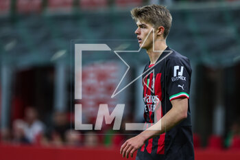 2023-05-03 - Charles De Ketelaere of AC Milan looks on during Serie A 2022/23 football match between AC Milan and US Cremonese at San Siro Stadium, Milan, Italy on May 03, 2023 - AC MILAN VS US CREMONESE - ITALIAN SERIE A - SOCCER