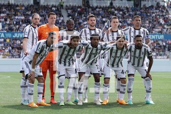 2023-05-07 - Players of Juventus FC line up - ATALANTA BC VS JUVENTUS FC - ITALIAN SERIE A - SOCCER