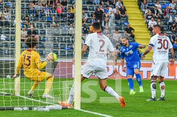 2023-05-08 - Salernitana's Guillermo Ochoa saves a goal after Empoli's Francesco Caputo shot - EMPOLI FC VS US SALERNITANA - ITALIAN SERIE A - SOCCER
