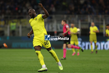 2023-05-13 - Romelu Lukaku of FC Internazionale gestures during Serie A 2022/23 football match between FC Internazionale and US Sassuolo at Giuseppe Meazza Stadium, Milan, Italy on May 13, 2023 - INTER - FC INTERNAZIONALE VS US SASSUOLO - ITALIAN SERIE A - SOCCER