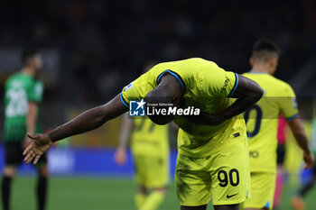 2023-05-13 - Romelu Lukaku of FC Internazionale celebrates after scoring a goal  during Serie A 2022/23 football match between FC Internazionale and US Sassuolo at Giuseppe Meazza Stadium, Milan, Italy on May 13, 2023 - INTER - FC INTERNAZIONALE VS US SASSUOLO - ITALIAN SERIE A - SOCCER