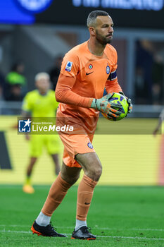 2023-05-13 - Samir Handanovic of FC Internazionale in action during Serie A 2022/23 football match between FC Internazionale and US Sassuolo at Giuseppe Meazza Stadium, Milan, Italy on May 13, 2023 - INTER - FC INTERNAZIONALE VS US SASSUOLO - ITALIAN SERIE A - SOCCER
