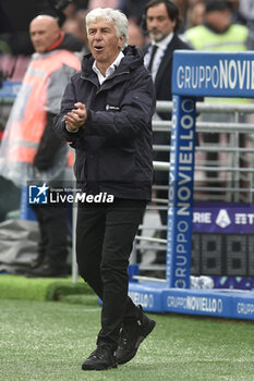 2023-05-13 - Gianpiero Gasperini coach of Atalanta BC applauds during the Serie A match between US Salernitana 1919 vs Atalanta BC at Arechi Stadium - US SALERNITANA VS ATALANTA BC - ITALIAN SERIE A - SOCCER