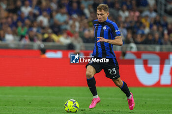2023-05-27 - Nicolo Barella of FC Internazionale in action during Serie A 2022/23 football match between FC Internazionale and Atalanta BC at Giuseppe Meazza Stadium, Milan, Italy on May 27, 2023 - INTER - FC INTERNAZIONALE VS ATALANTA BC - ITALIAN SERIE A - SOCCER