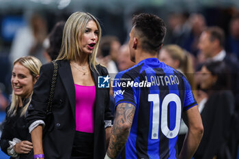 2023-05-27 - Lautaro Martinez of FC Internazionale (R) and his wife Agustina Gandolfo (R) looks on during Serie A 2022/23 football match between FC Internazionale and Atalanta BC at Giuseppe Meazza Stadium, Milan, Italy on May 27, 2023 - INTER - FC INTERNAZIONALE VS ATALANTA BC - ITALIAN SERIE A - SOCCER