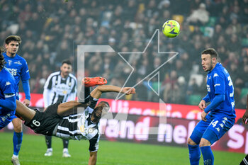 2023-01-04 - Udinese's Beto Betuncal overhead kick - UDINESE CALCIO VS EMPOLI FC - ITALIAN SERIE A - SOCCER