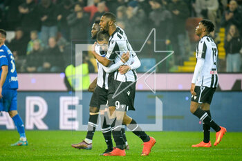 2023-01-04 - Udinese's Roberto Maximiliano Pereyra celebrates after scoring a goal with teammates - UDINESE CALCIO VS EMPOLI FC - ITALIAN SERIE A - SOCCER