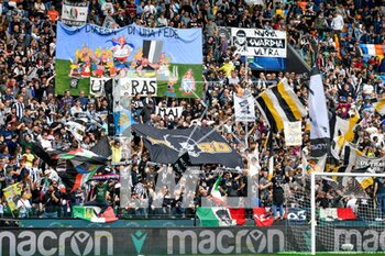 2023-04-23 - Udinese supporters - UDINESE CALCIO VS US CREMONESE - ITALIAN SERIE A - SOCCER