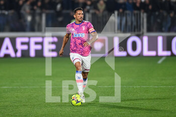 2023-02-19 - Danilo (Juventus) in action - SPEZIA CALCIO VS JUVENTUS FC - ITALIAN SERIE A - SOCCER