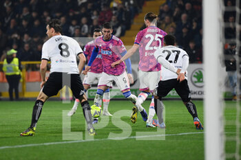 2023-02-19 - Dusan Vlahovic (Juventus) in action - SPEZIA CALCIO VS JUVENTUS FC - ITALIAN SERIE A - SOCCER