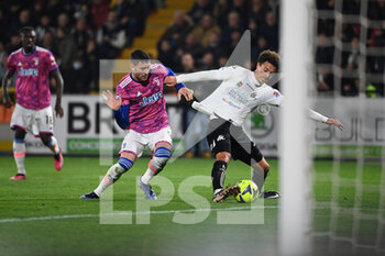 2023-02-19 - Dusan Vlahovic (Juventus) in action - SPEZIA CALCIO VS JUVENTUS FC - ITALIAN SERIE A - SOCCER