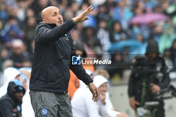 2023-05-21 - Luciano Spalletti coach of SSC Napoli gesticulates during the Serie A match between SSC Napoli vs FC Inter at Diego Armando Maradona Stadium - SSC NAPOLI VS INTER - FC INTERNAZIONALE - ITALIAN SERIE A - SOCCER