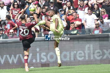 2023-05-27 - Marvin Zeegelar of Udinese Calcio \competes for the ball with Grigoris Kastanos of US Salernitana during the Serie A match between US Salernitana 1919 vs Udinese Calcio at Arechi Stadium - US SALERNITANA VS UDINESE CALCIO - ITALIAN SERIE A - SOCCER