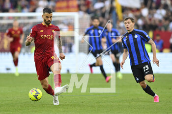 2023-05-06 - Leonardo Spinazzola of A.S. Roma during the 34th day of the Serie A Championship between A.S. Roma vs F.C. Inter on May 6, 2023 at the Stadio Olimpico in Rome, Italy. - AS ROMA VS INTER - FC INTERNAZIONALE - ITALIAN SERIE A - SOCCER