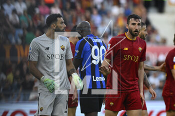 2023-05-06 - Rui Patricio and Bryan Cristante of A.S. Roma during the 34th day of the Serie A Championship between A.S. Roma vs F.C. Inter on May 6, 2023 at the Stadio Olimpico in Rome, Italy. - AS ROMA VS INTER - FC INTERNAZIONALE - ITALIAN SERIE A - SOCCER