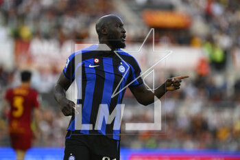 2023-05-06 - Romelu Lukaku of F.C. Inter celebrates after scoring the 0-2 during the 34th day of the Serie A Championship between A.S. Roma vs F.C. Inter on May 6, 2023 at the Stadio Olimpico in Rome, Italy. - AS ROMA VS INTER - FC INTERNAZIONALE - ITALIAN SERIE A - SOCCER