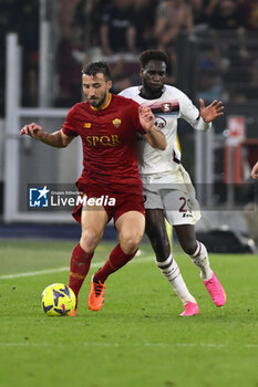 2023-05-22 - Bryan Cristante of A.S. Roma and Boulaye Dia of U.S. Salernitana 1919 during the 36th day of the Serie A Championship between A.S. Roma vs U.S. Salernitana 1919 on May 22, 2023 at the Stadio Olimpico in Rome, Italy. - AS ROMA VS US SALERNITANA - ITALIAN SERIE A - SOCCER