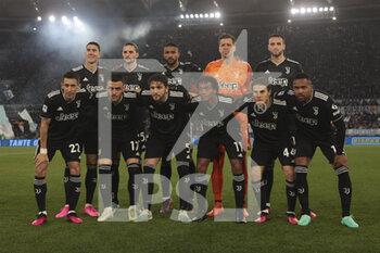 2023-04-08 - Juventus FCline up for a team photograph  during the 29th day of the Serie A Championship between S.S. Lazio vs Juventus F.C. on April 8, 2023 at the Stadio Olimpico in Rome, Italy. - SS LAZIO VS JUVENTUS FC - ITALIAN SERIE A - SOCCER