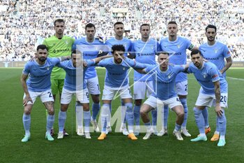2023-04-22 - S.S. Lazio line up for a team photograph during the 31th day of the Serie A Championship between S.S. Lazio vs Torino F.C. on April 22, 2023 at the Stadio Olimpico in Rome, Italy. - SS LAZIO VS TORINO FC - ITALIAN SERIE A - SOCCER