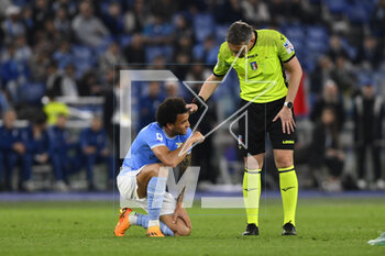 2023-05-03 - Felipe Anderson of S.S. LAZIO and Referee Massimiliano Irrati during the 33th day of the Serie A Championship between S.S. Lazio vs U.S. Sassuolo on May 3, 2023 at the Stadio Olimpico in Rome, Italy. - SS LAZIO VS US SASSUOLO - ITALIAN SERIE A - SOCCER