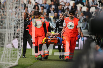2023-05-03 - Mattia de Sciglio of Juventus leaving the field after injury during the Italian Serie A, football match between Juventus Fc and Us Lecce, on 03 May 2023 at Allianz stadium, Turin Italy. Photo Nderim Kaceli - JUVENTUS FC VS US LECCE - ITALIAN SERIE A - SOCCER