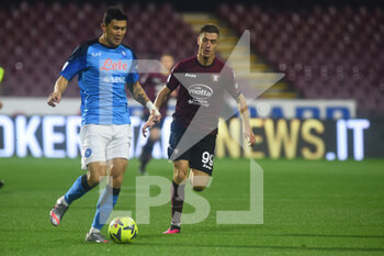 2023-01-21 - Min-Jae Kim of SSC Napoli  competes for the ball with Krzysztof Piatek of US Salernitana   during the Serie A match between US Salernitana 1919 v SSC Napoli at Arechi  Stadium  - US SALERNITANA VS SSN NAPOLI - ITALIAN SERIE A - SOCCER