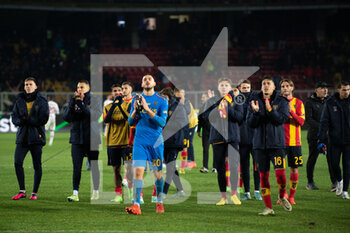 2023-01-14 - Lecce’s players greeting the fans during the Italian championship Serie A football match between US Lecce and AC Milan on January 14, 2023 at Via del Mare stadium in Lecce, Italy - FOOTBALL - ITALIAN CHAMP - LECCE V AC MILAN - ITALIAN SERIE A - SOCCER