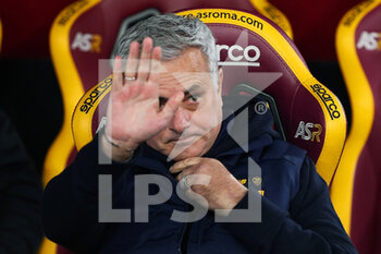 2023-01-15 - Jose' Mourinho of Roma greets during the Italian championship Serie A football match between AS Roma and ACF Fiorentina on January 15, 2023 at Stadio Olimpico in Rome, Italy - FOOTBALL - ITALIAN CHAMP - AS ROMA V FIORENTINA - ITALIAN SERIE A - SOCCER