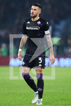 2023-01-15 - Cristiano Biraghi of Fiorentina looks on during the Italian championship Serie A football match between AS Roma and ACF Fiorentina on January 15, 2023 at Stadio Olimpico in Rome, Italy - FOOTBALL - ITALIAN CHAMP - AS ROMA V FIORENTINA - ITALIAN SERIE A - SOCCER
