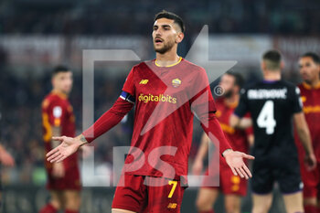 2023-01-15 - Lorenzo Pellegrini of Roma reacts during the Italian championship Serie A football match between AS Roma and ACF Fiorentina on January 15, 2023 at Stadio Olimpico in Rome, Italy - FOOTBALL - ITALIAN CHAMP - AS ROMA V FIORENTINA - ITALIAN SERIE A - SOCCER