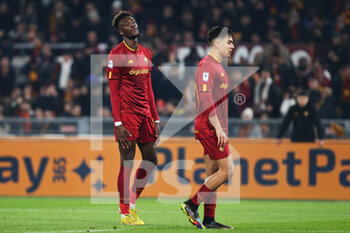 2023-01-15 - Tammy Abraham (L) and Paulo Dybala (R) of Roma react during the Italian championship Serie A football match between AS Roma and ACF Fiorentina on January 15, 2023 at Stadio Olimpico in Rome, Italy - FOOTBALL - ITALIAN CHAMP - AS ROMA V FIORENTINA - ITALIAN SERIE A - SOCCER