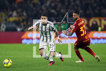 05/03/2023 - Angel Di Maria of Juventus (L) in action with Leonardo Spinazzola of Roma (R) during the Italian championship Serie A football match between AS Roma and Juventus FC on March 5, 2023 at Stadio Olimpico in Rome, Italy - FOOTBALL - ITALIAN CHAMP - ROMA V JUVENTUS - SERIE A - CALCIO