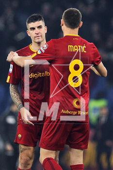 05/03/2023 - Nemanja Matic of Roma (R) congratulates Gianluca Mancini (L) at the end of the Italian championship Serie A football match between AS Roma and Juventus FC on March 5, 2023 at Stadio Olimpico in Rome, Italy - FOOTBALL - ITALIAN CHAMP - ROMA V JUVENTUS - SERIE A - CALCIO