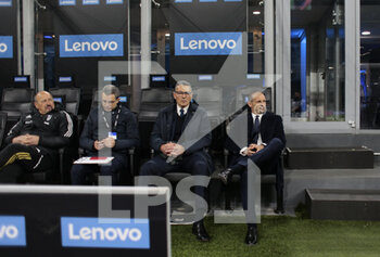 2023-03-19 - Massimiliano Allegri, Manager of Juventus and his crew during the Italian Serie A football match between Fc Internazionale and Juventus Fc, on 19 March 2023 at Stadio Giuseppe Meazza, San Siro, Milan, Italy. Photo Nderim Kaceli - INTER - FC INTERNAZIONALE VS JUVENTUS FC - ITALIAN SERIE A - SOCCER