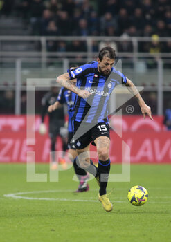 2023-03-19 - Francesco Acerbi of FC Internazionale during the Italian Serie A football match between Fc Internazionale and Juventus Fc, on 19 March 2023 at Stadio Giuseppe Meazza, San Siro, Milan, Italy. Photo Nderim Kaceli - INTER - FC INTERNAZIONALE VS JUVENTUS FC - ITALIAN SERIE A - SOCCER