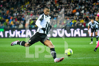 2023-02-26 - Udinese's Walace Souza Silva portrait in action - UDINESE CALCIO VS SPEZIA CALCIO - ITALIAN SERIE A - SOCCER